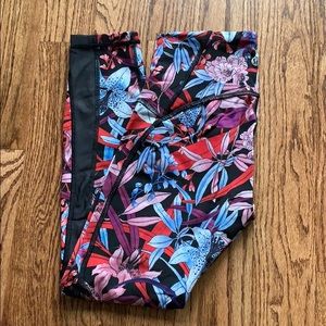 Lululemon Train times leggings